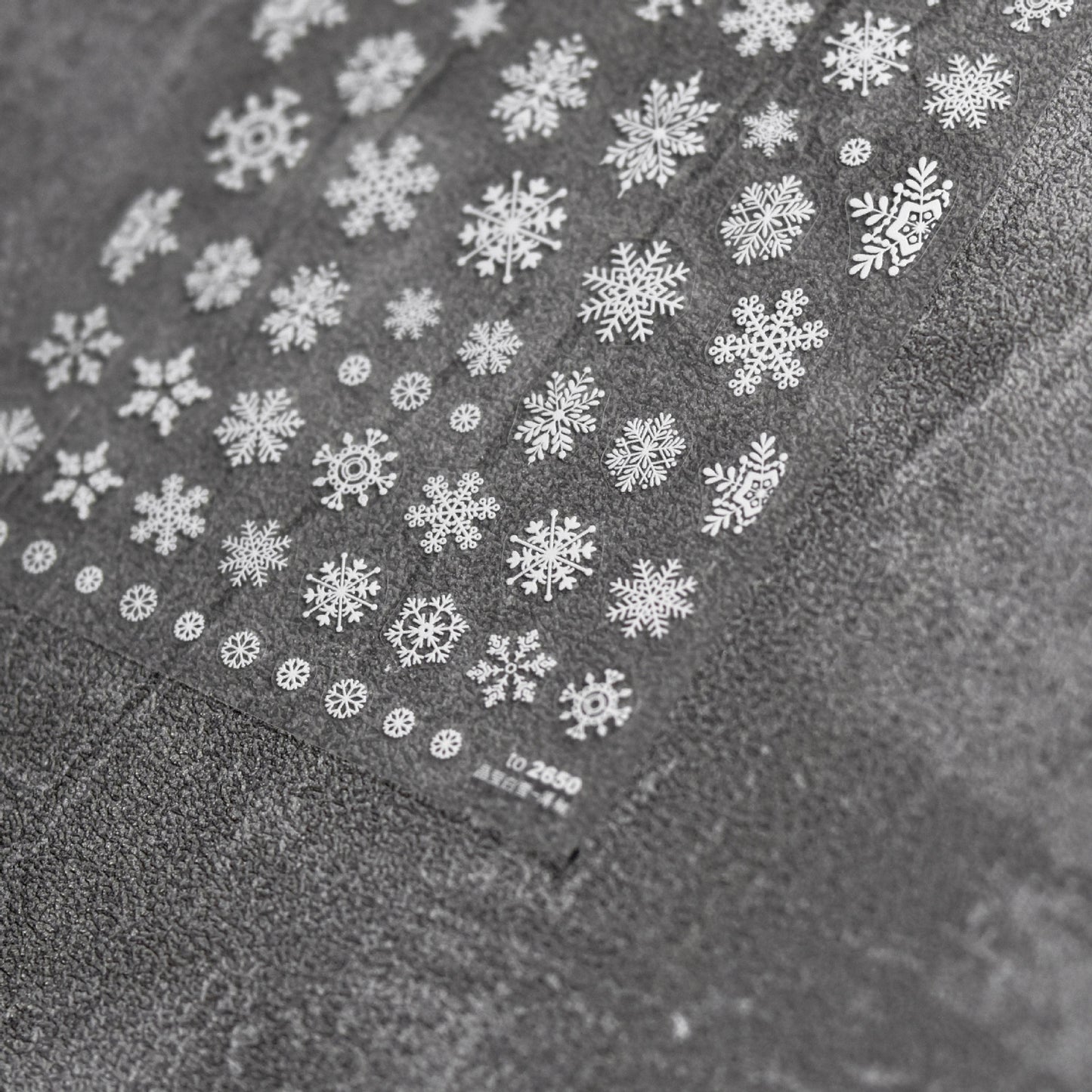 TOMONI White Snowflake