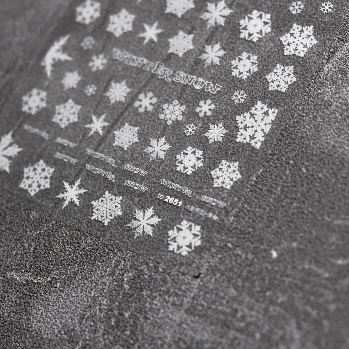 TOMONI White Snowflake