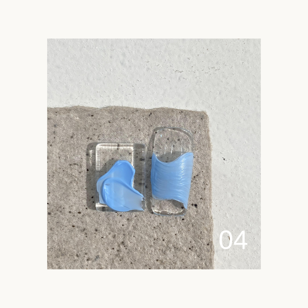 Powder blue creamy texture art gel swatch from QINGYOU Lilac Ballet Palette