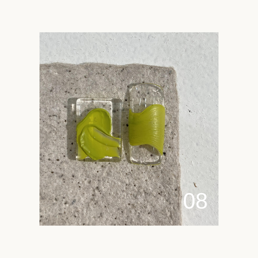 Olive green thick creamy texture art gel swatch from QINGYOU Lilac Ballet Palette