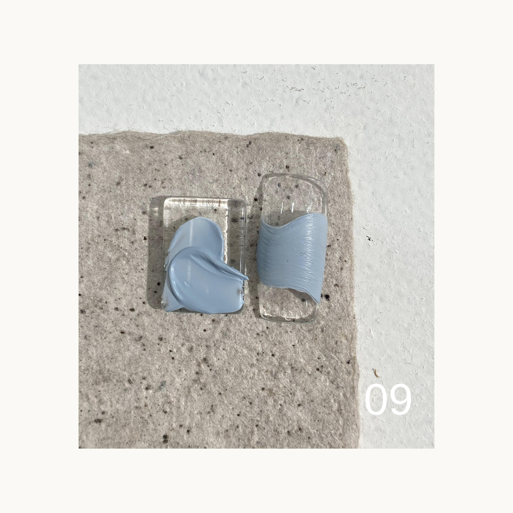 Dusty blue pastel texture art gel swatch from QINGYOU Lilac Ballet Palette