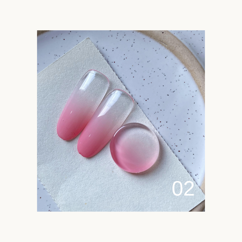 Sweet pink gradient solid gel swatch from QINGYOU Cube Master Palette