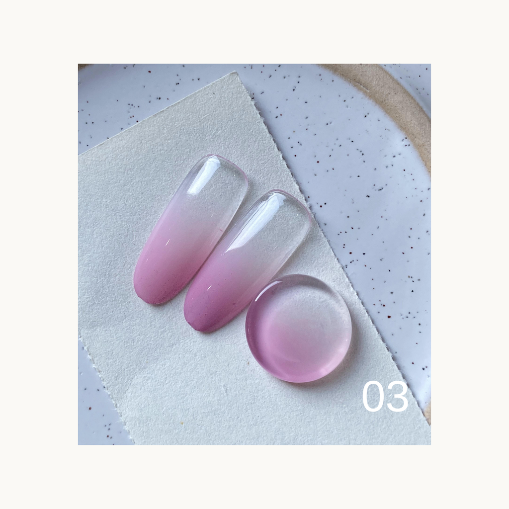 Lavender-pink gradient solid gel swatch from QINGYOU Cube Master Palette