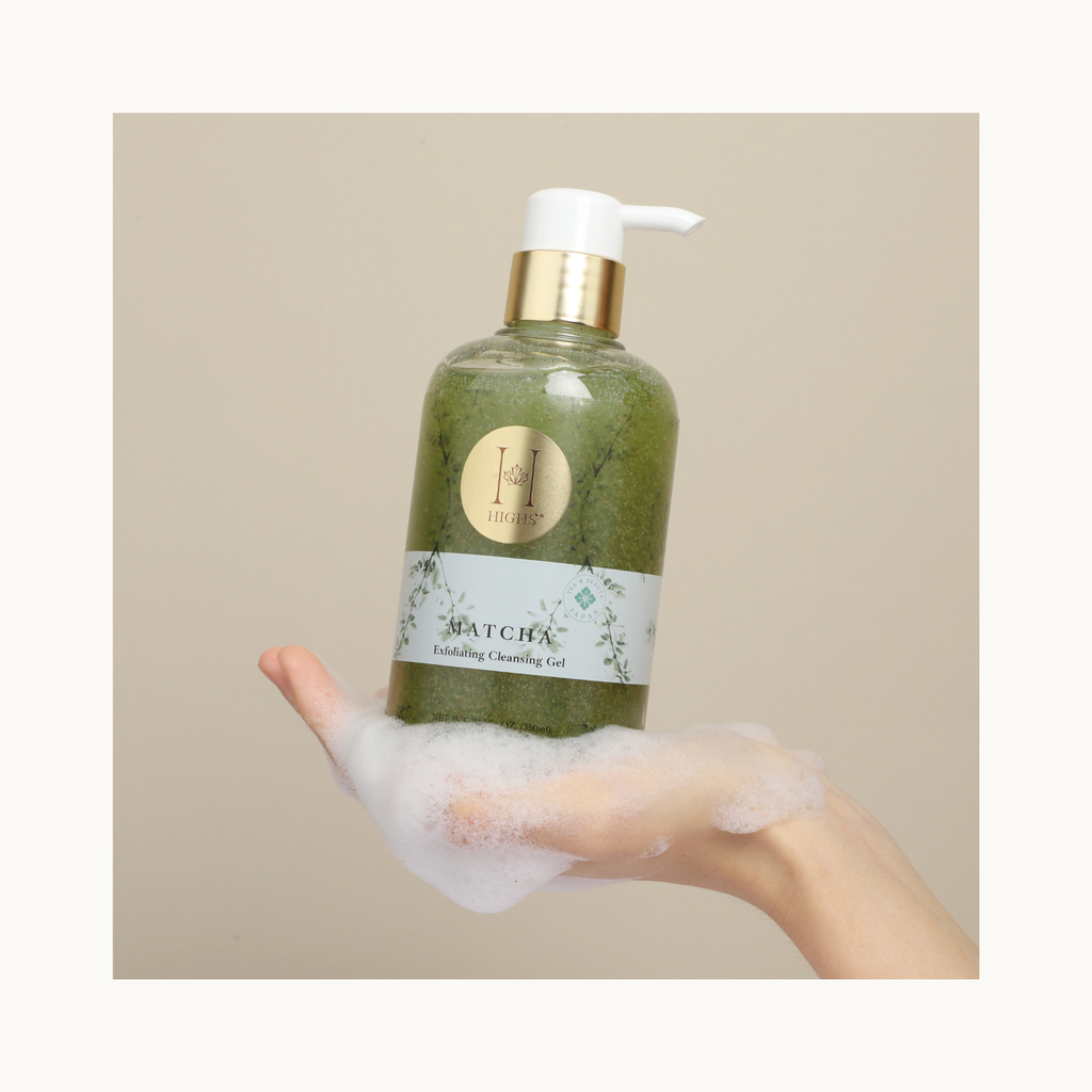 HIGHS Matcha Cleansing Gel foaming on hand showing gentle exfoliating wash suitable for body and hands