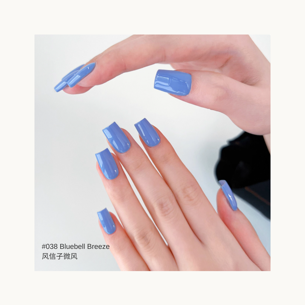 Cornflower Glow O38 cornflower blue gel nail polish swatch