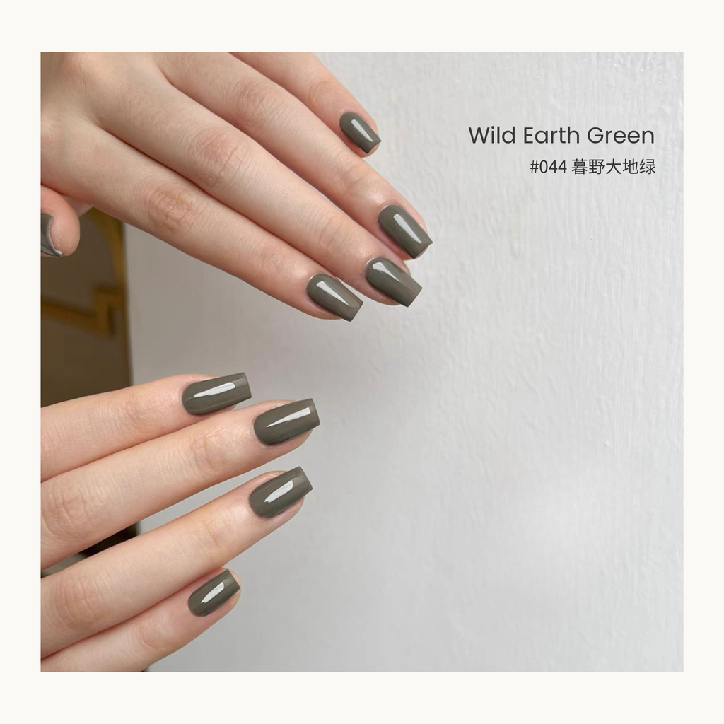 0-additive formula MODING “WÚ 無” Fall Whisper Collection Bottle Gel #044 Wild Earth Green 暮野大地绿, muted forest green inspired by wild autumn woods, calm yet powerful.