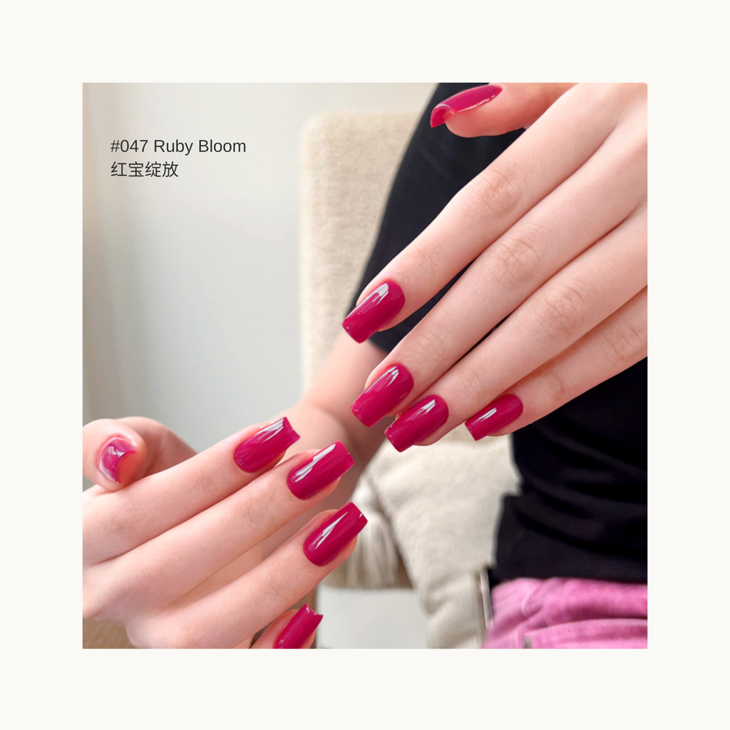 Berry Rouge O47 berry-red pink gel nail polish swatch