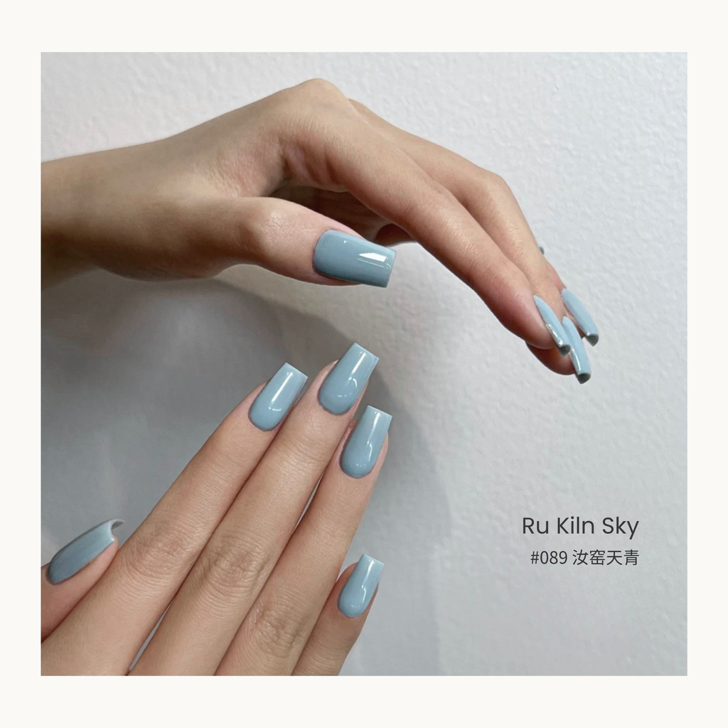 0-additive formula MODING “WU 無” Series Azure Bamboo Hills Bottle Gel #089 Ru Kiln Sky 汝窑天青, classic Chinese celadon-blue shade with ceramic-like smoothness.