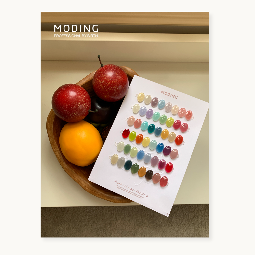 Lifestyle photo of the hema-free tpo free and tmpta-free gel brand  Moding French Collection – soft daylight, Mediterranean mood, clean aesthetic.