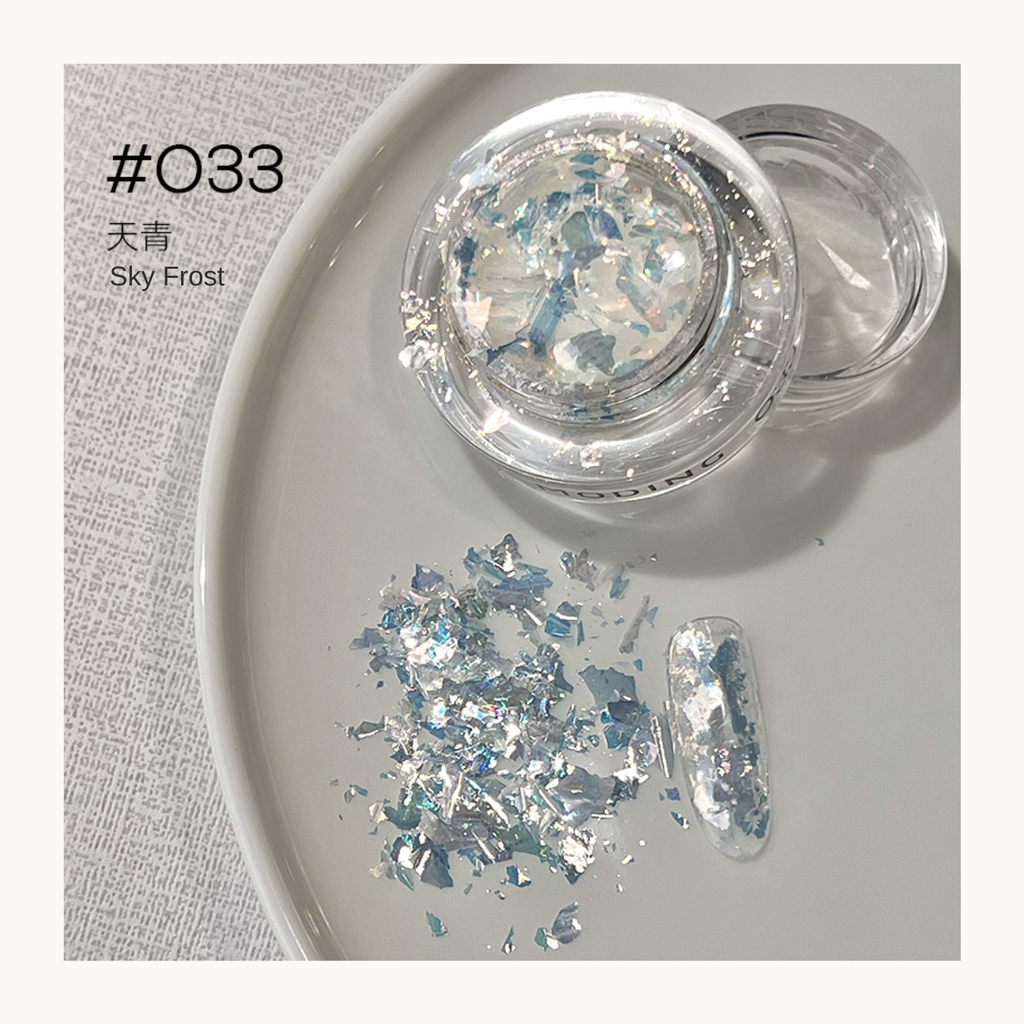 MODING Glowdream nail art effect powder including chrome, aurora, opal and foil textures.
