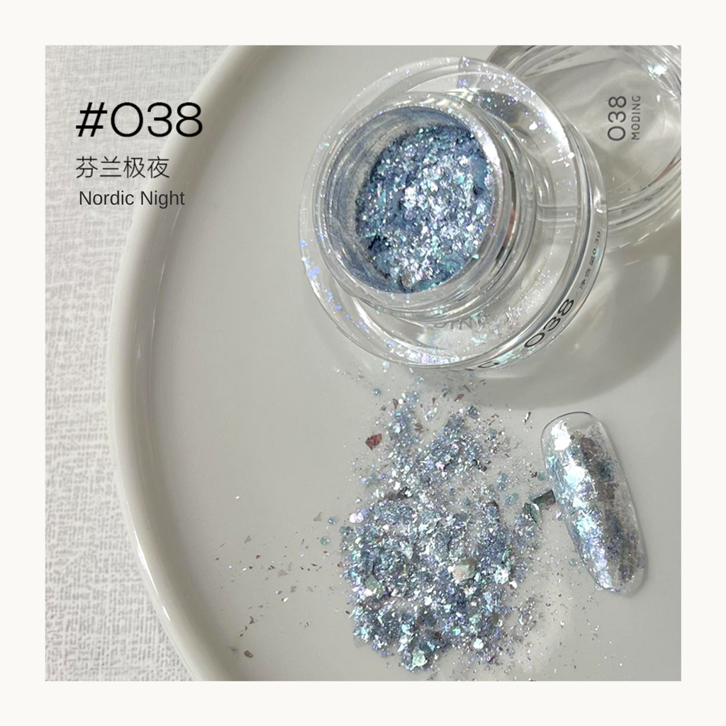 MODING Glowdream nail art effect powder including chrome, aurora, opal and foil textures.

