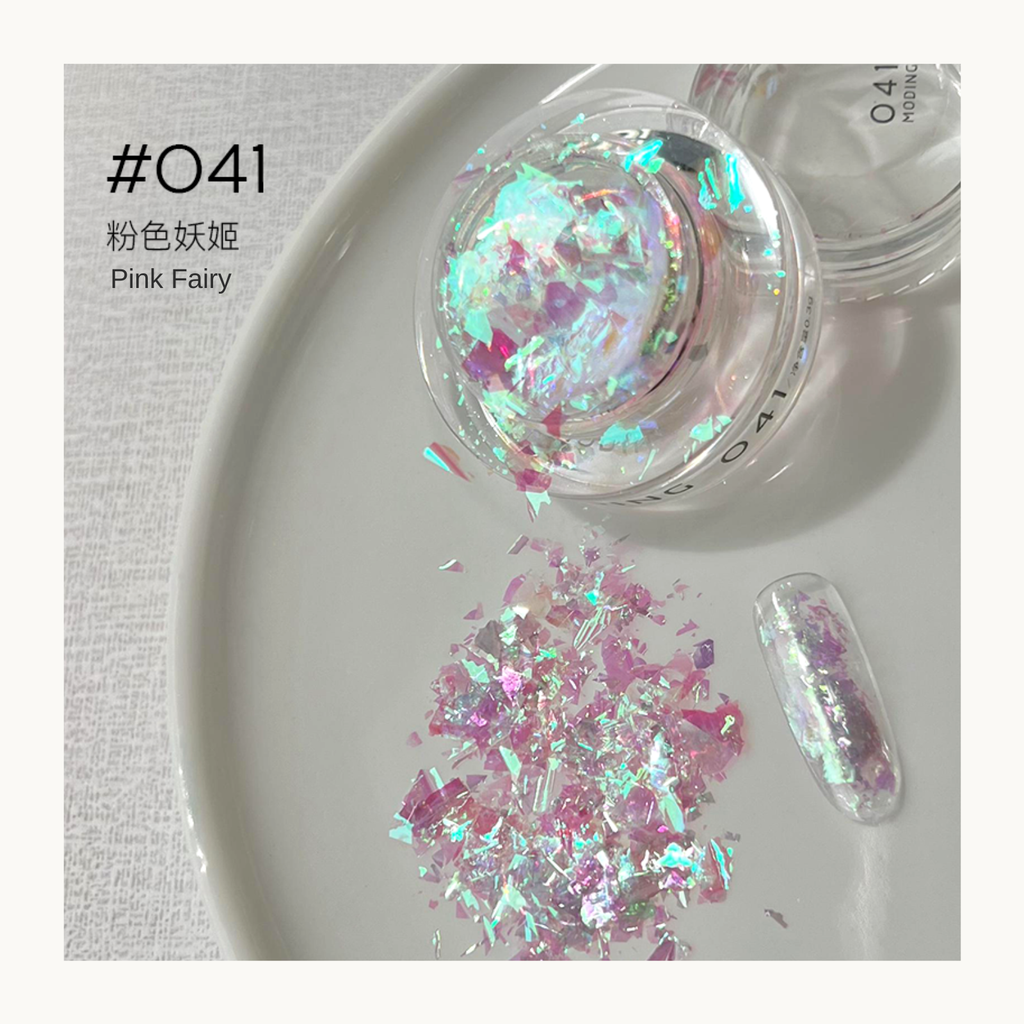 MODING Glowdream nail art effect powder including chrome, aurora, opal and foil textures.
