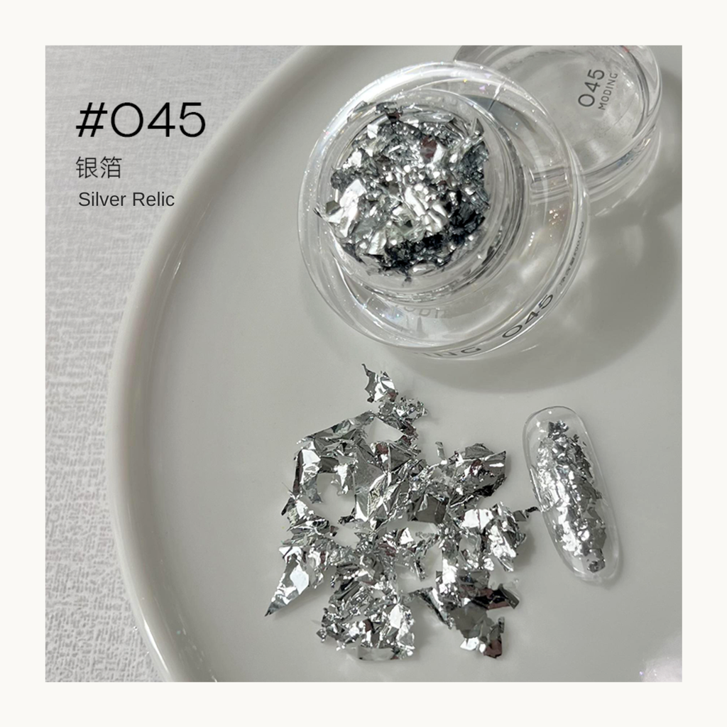 MODING Glowdream nail art effect powder including chrome, aurora, opal and foil textures.
