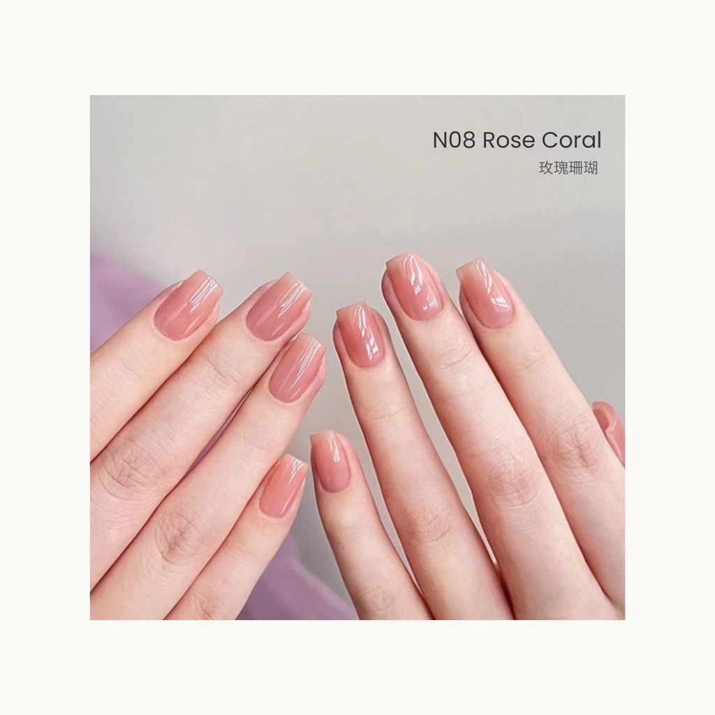 The HEMA-free,TPO-free,and TMPTA-free gel brand Moding South of France Vacation Collection Swatches of light nude shades from Moding French Collection, perfect for soft neutral manicures.