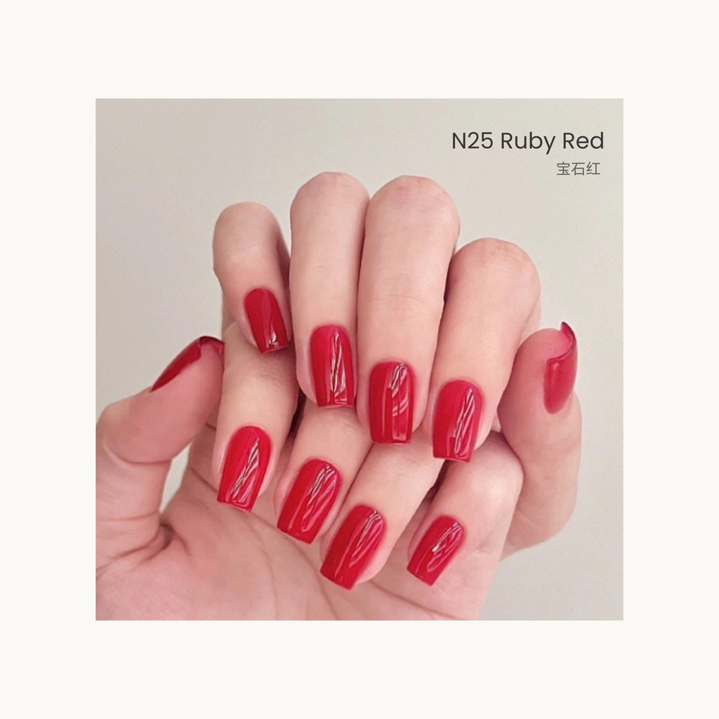 The HEMA-free,TPO-free,and TMPTA-free gel brand Moding South of France Vacation Collection Mid-tone warm shades of Moding nail gel, inspired by Mediterranean sunsets.