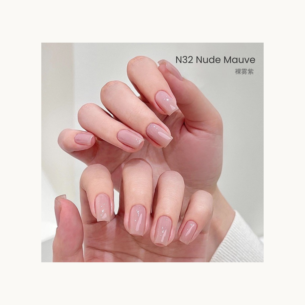 The HEMA-free,TPO-free,and TMPTA-free gel brand Moding South of France Vacation Collection Cool pastel blue and green nail gel shades from Moding French Collection.