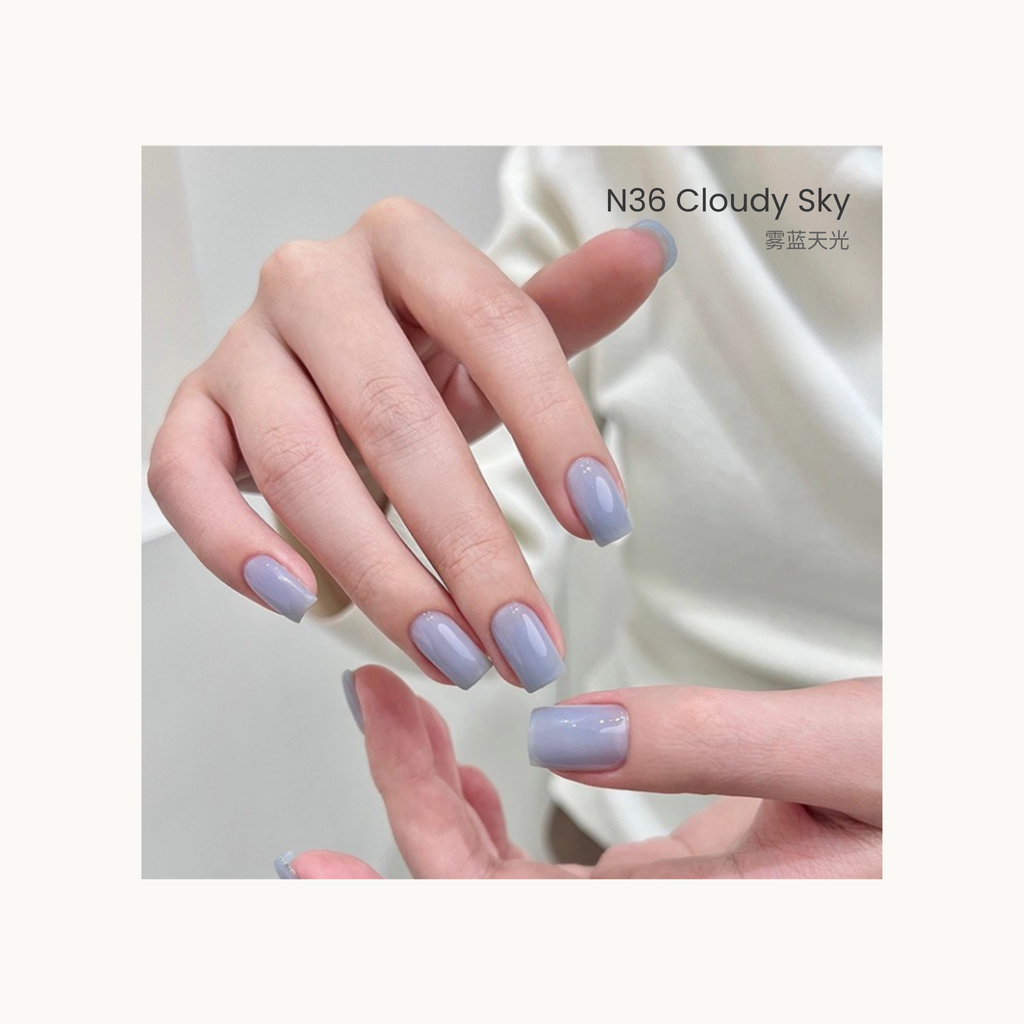 The HEMA-free,TPO-free,and TMPTA-free gel brand Moding South of France Vacation Collection Cool pastel blue and green nail gel shades from Moding French Collection.