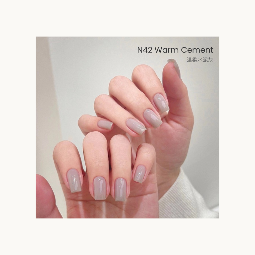 The HEMA-free,TPO-free,and TMPTA-free gel brand Moding South of France Vacation Collection Deep and elegant dark nail gel colors from Moding French Collection.