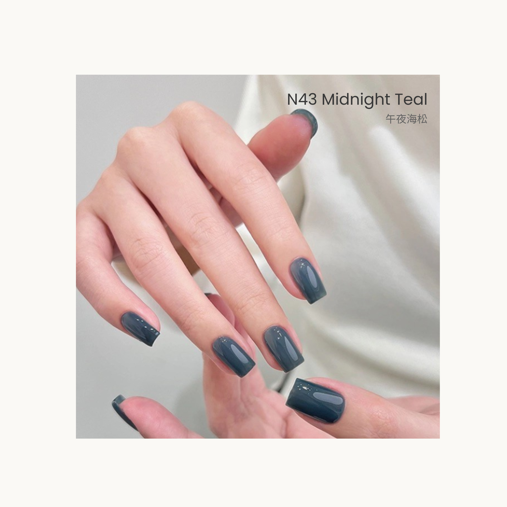The HEMA-free,TPO-free,and TMPTA-free gel brand Moding South of France Vacation Collection Deep and elegant dark nail gel colors from Moding French Collection.