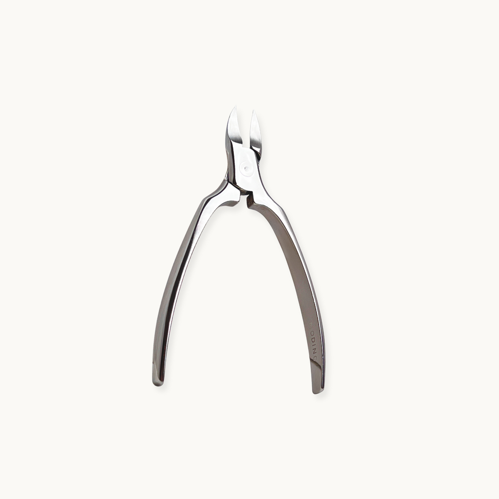 MODING professional stainless steel cuticle nipper for precise nail trimming and salon use