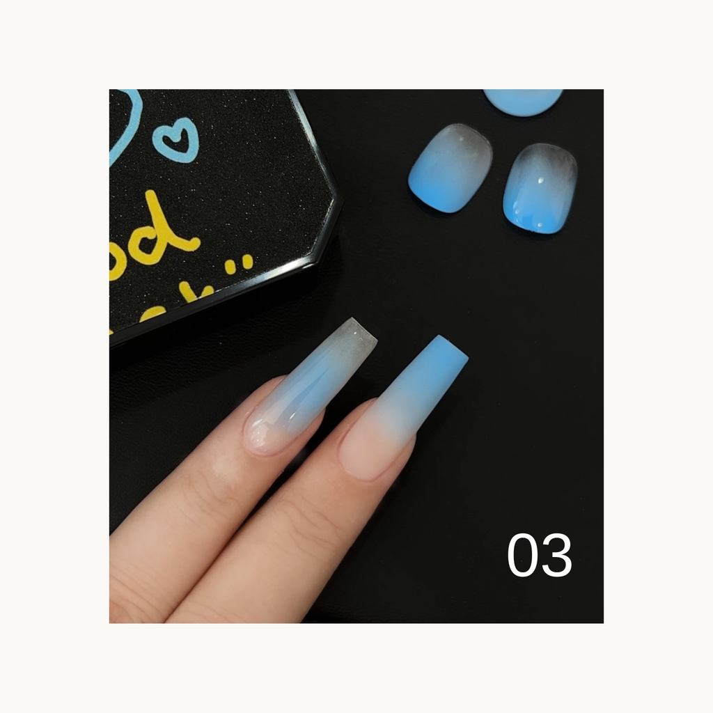 Sky blue ombre gradient pop gel nail sample with soft transition – Shade 03
