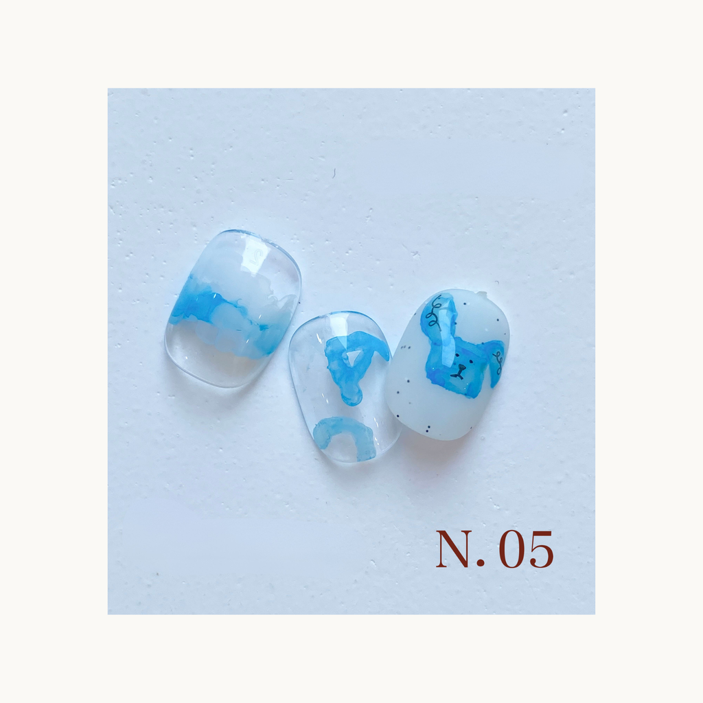 Sky wash soft pastel blue press on nail set by qingyou